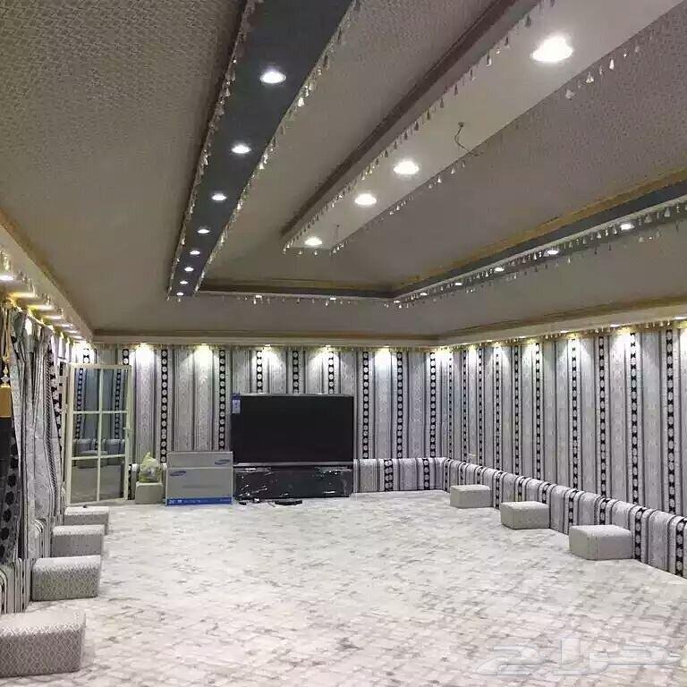 خيام وبيوت شعر